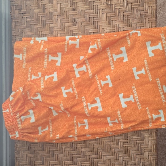 EUC Tennessee Lounge Pants - Picture 2 of 4